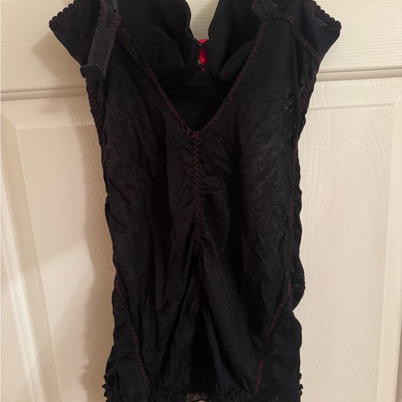 Victoria's Secret Black Slip with garters - Picture 4 of 5